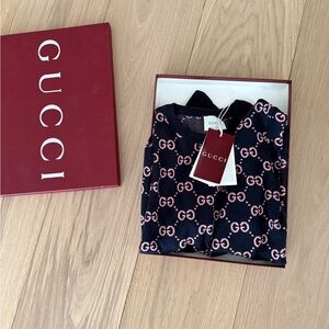 Gucci Dark Blue and Light Pink Logo Sweater